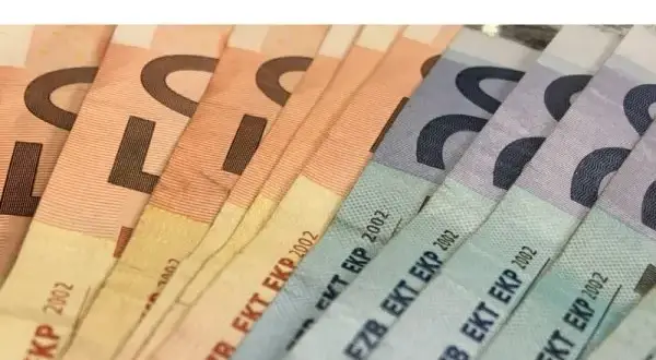 Jak odzyskać zaległy czynsz od lokatora i uniknąć problemów prawnych