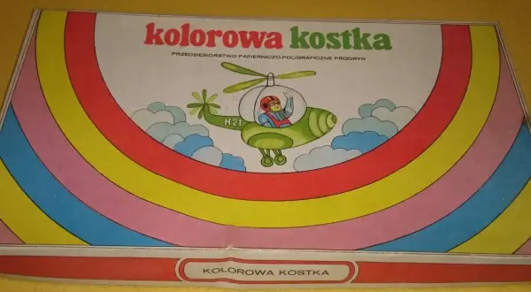 Gra planszowa kolorowa kostka - edukacyjna zabawa dla dzieci, która rozwija umiejętności kolorów