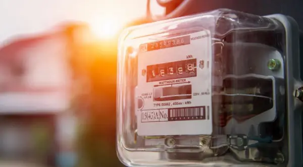 Ile za 1 kWh po przekroczeniu limitu? Sprawdź, by uniknąć wysokich kosztów