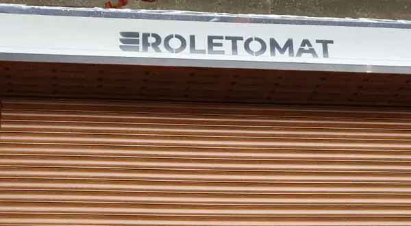 Jak otworzyć roletę zewnętrzną? Proste kroki i najczęstsze problemy