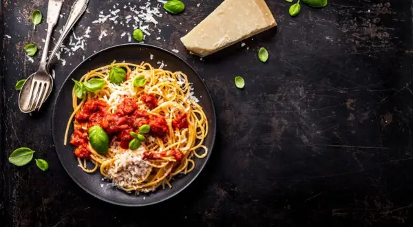 Bazylia czy oregano do spaghetti - wybór, który zmieni smak potrawy