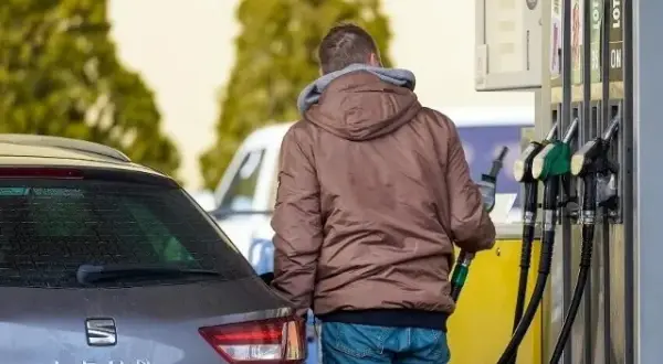 Ile kosztuje paliwo diesel w Polsce? Sprawdź aktualne ceny i oszczędzaj.