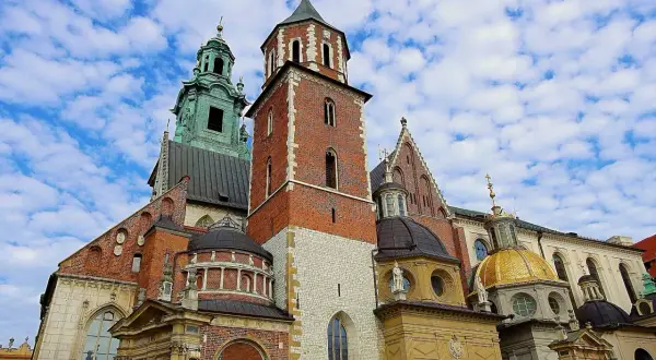 Czy Wrocław był miejscem pochówku polskich królów? Zaskakująca prawda o królewskich nekropoliach