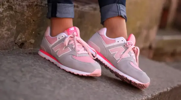 Ceny damskich butów New Balance – ile zapłacisz za najpopularniejsze modele?