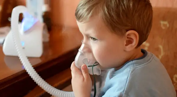 Jaki nebulizator dla dziecka? Sprawdź, jak wybrać idealny sprzęt bez stresu