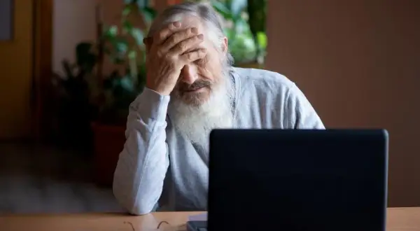 Ile z emerytury może zabrać komornik? Sprawdź, by uniknąć strat