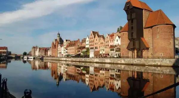 Gdzie zjeść w Gdańsku? Odkryj najlepsze restauracje i smaki