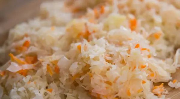 Ile kcal ma kapusta kiszona? Zaskakujące fakty o kaloriach i zdrowiu
