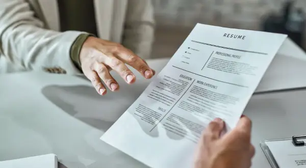 5 błędów, którymi sabotujesz swoje CV