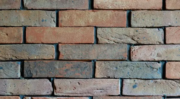 Jakie wymiary ma cegła? Porównanie najpopularniejszych typów cegieł