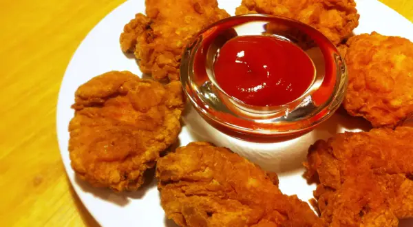 Jak zrobić nuggetsy z kurczaka KFC, które zachwycą każdego smakosza