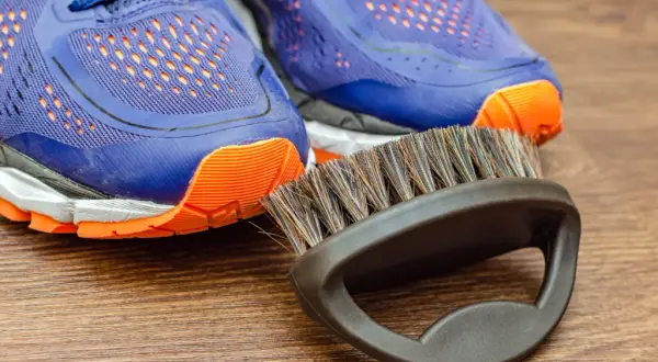 Jak wyprać buty Nike bez ryzyka ich uszkodzenia? Sprawdź skuteczne metody
