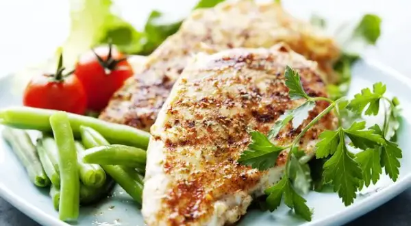Ile kalorii ma grillowana pierś z kurczaka? Zaskakujące fakty o kaloriach