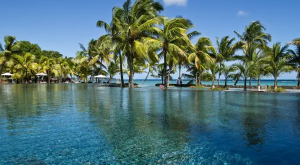 Mauritius pogoda kiedy jechać: uniknij deszczu i ciesz się słońcem