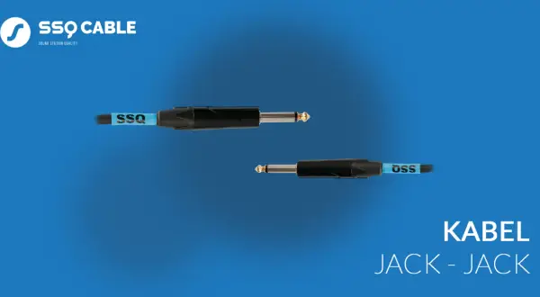 Dwa kable jack-jack SSQ, gotowe do połączenia dźwięku.