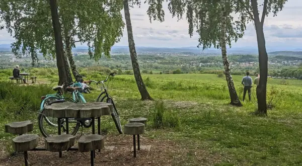 Jakie góry widać z Krakowa? Pełny przewodnik i punkty widokowe