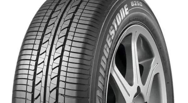Opony Bridgestone B250 – sprawdź opinie i przekonaj się o ich jakości. Nowoczesny bieżnik zapewnia przyczepność.