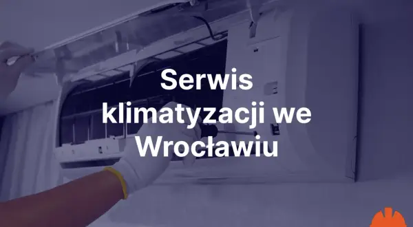 Ręka w białej rękawiczce naprawia klimatyzację.