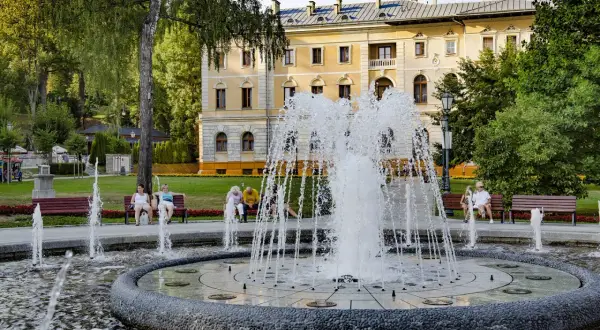 Krynica-Zdrój: Atrakcje na każdą pogodę? Odkryj najlepsze!