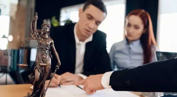 Eksmisja lokatora: Odzyskaj mieszkanie legalnie i bez błędów