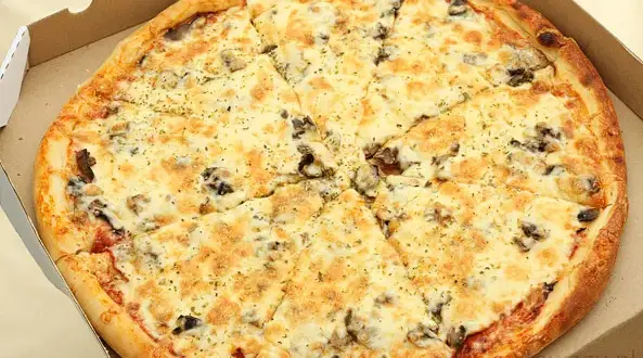 Kaloryczność pizzy 40 cm: Ile kcal? Konkretne liczby i fakty