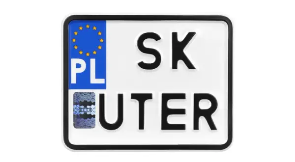 Ile kosztuje rejestracja motoroweru? Sprawdź, co musisz wiedzieć