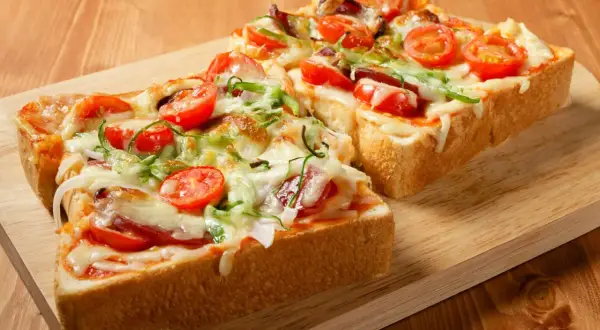 Jak zrobić szybką pizzę w 30 minut – prosty przepis na smaczną kolację