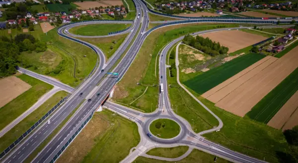 Tarnów A4: Twój przewodnik dojazdu. Wybierz węzeł bezbłędnie!