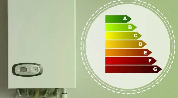 Caldaia per acqua calda sanitaria con etichetta energetica di classe A.
