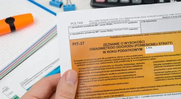 Czy ulga na leki jest od kwoty netto czy brutto? Sprawdź, jak ją obliczyć!