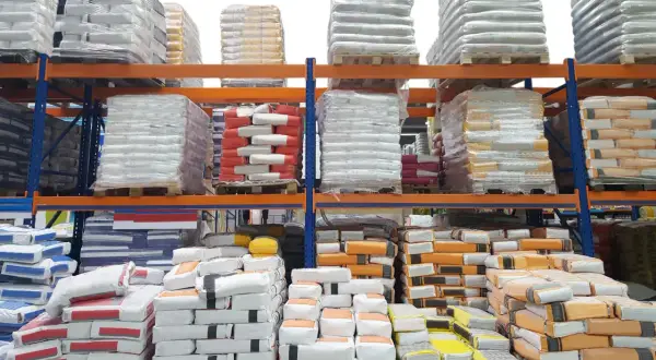Ile kosztuje paleta cementu? Szokujące ceny, które musisz znać przed zakupem