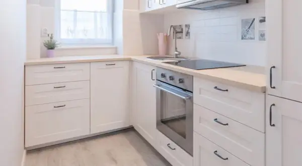 Colores para cocinas pequeñas: Amplíala y hazla más luminosa