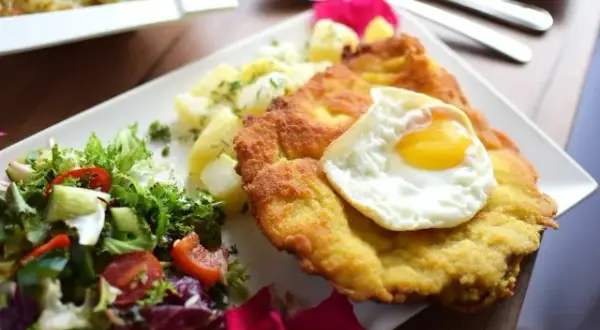 Gdzie na obiad w Poznaniu? Odkryj najlepsze restauracje i smaki