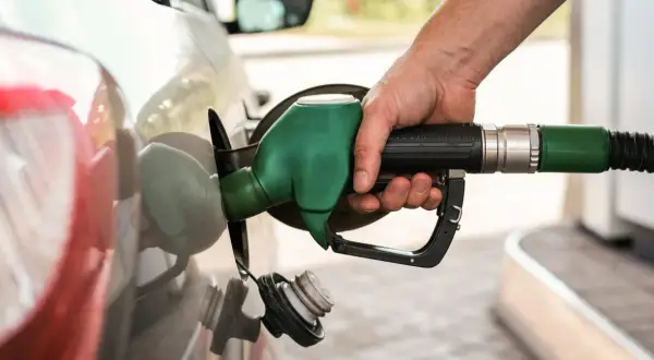 Diesel: Co to za paliwo? Skład, typy, działanie i przyszłość