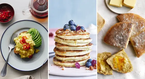 Frukost tips: Äggröra med avokado och chili, fluffiga pannkakor med blåbär och nötter, samt nybakat bröd med smör och marmelad.