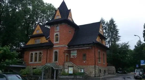 Gdzie znajduje się pensjonat Anieli w Szpilki na Giewoncie? Zaskakujące szczegóły!