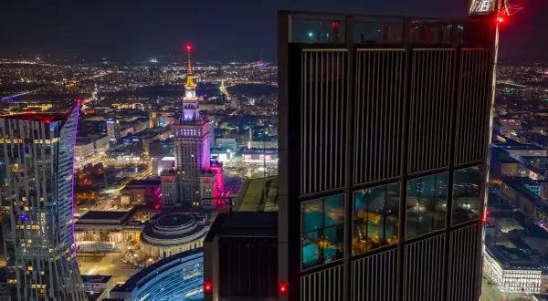 Ile pięter ma najwyższy budynek w Polsce? Zaskakujące fakty o Varso Tower