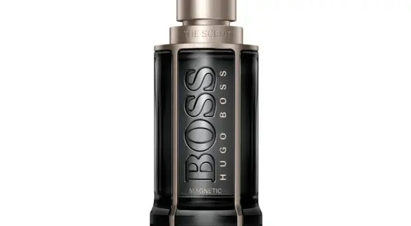 Elegancka butelka perfum Hugo Boss The Scent Magnetic w kolorze czarnym z metalicznymi detalami.