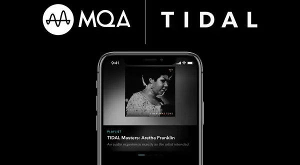 Logo MQA i TIDAL na czarnym tle nad ekranem telefonu z playlistą TIDAL Masters: Aretha Franklin.