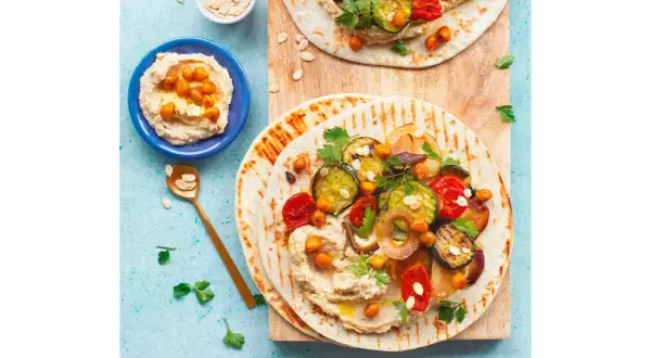 Hummus: 10 idee per secondi piatti vegetariani e non