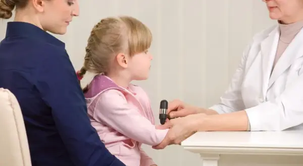 Neurolog co bada? Odkryj, co ocenia podczas wizyty i badań