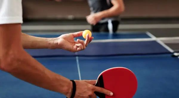 Gdzie w Gdyni można pograć w tenis stołowy? Oto najlepsze miejsca