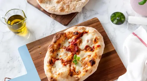 Gdzie kupić gotowe ciasto na pizzę? Sprawdź najlepsze opcje!