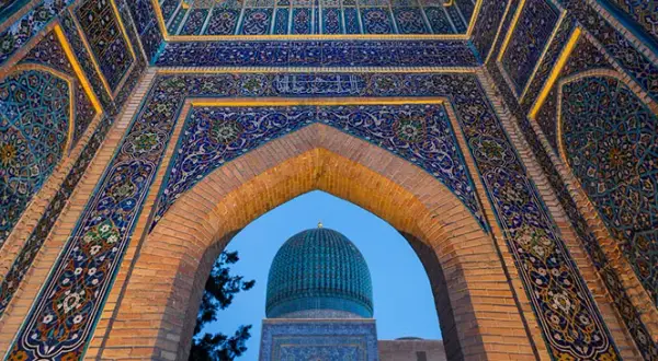 Czy w Uzbekistanie jest bezpiecznie? Odkryj zagrożenia i porady dla turystów