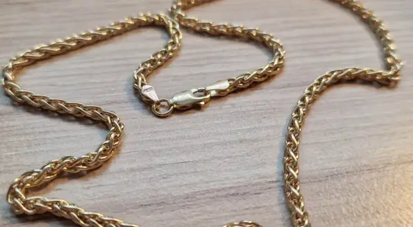 Gdzie kupić złoty łańcuszek? Odkryj najlepsze oferty i style