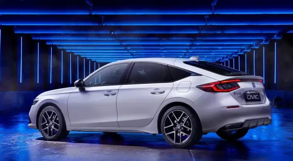 Ile kosztuje nowa Honda Civic? Sprawdź ceny i modele, które zaskoczą