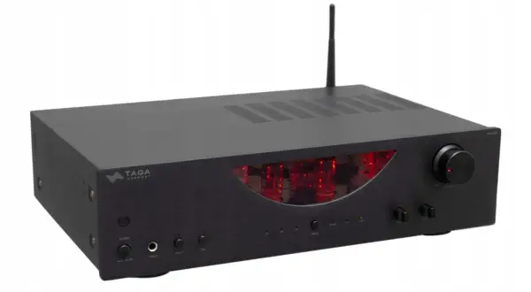 Elegancki wzmacniacz lampowy TAGA Harmony HTA-800 z podświetlanymi na czerwono lampami i antenką Wi-Fi.