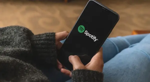 Ile Spotify płaci artystom? Fakty, które mogą cię zaskoczyć