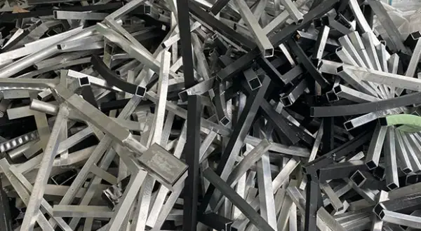 Ile kosztuje aluminium w skupie? Sprawdź aktualne ceny i czynniki wpływające na wycenę