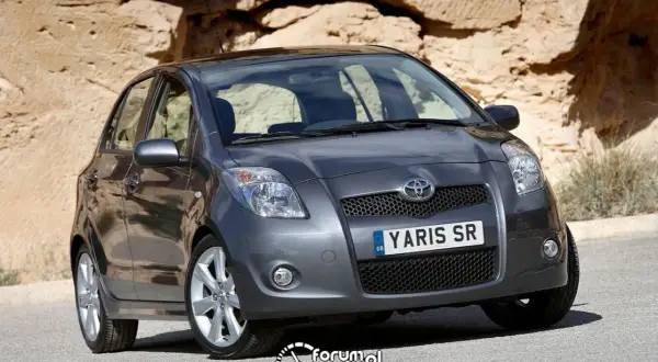 Toyota Yaris II: Jaki silnik wybrać, by nie żałować? Poradnik Kaji
